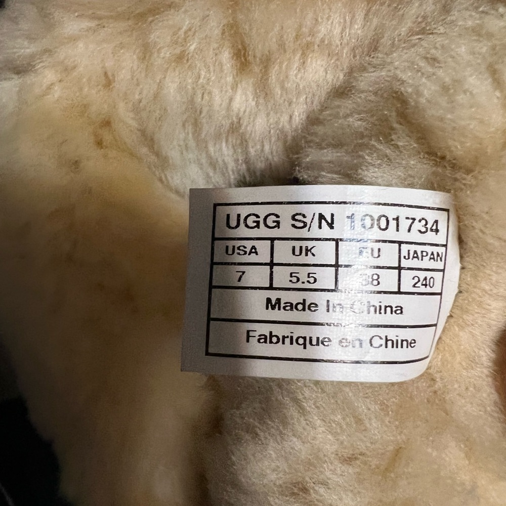 Ugg Noira Chestnut Boots - Size 7